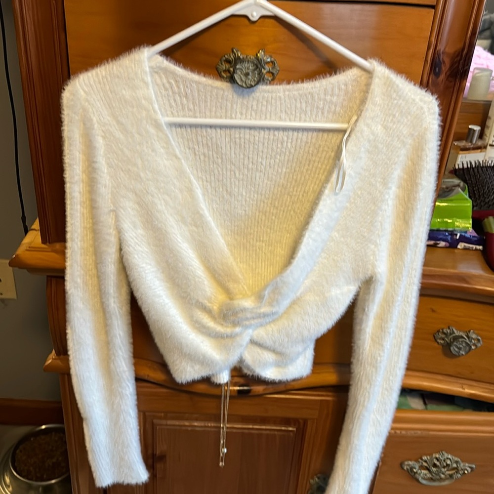 White American eagle cross knit sweater